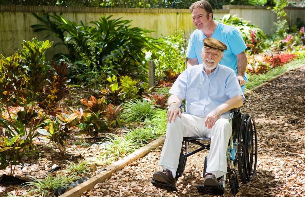 advantages choosing best care assisted living loved ones