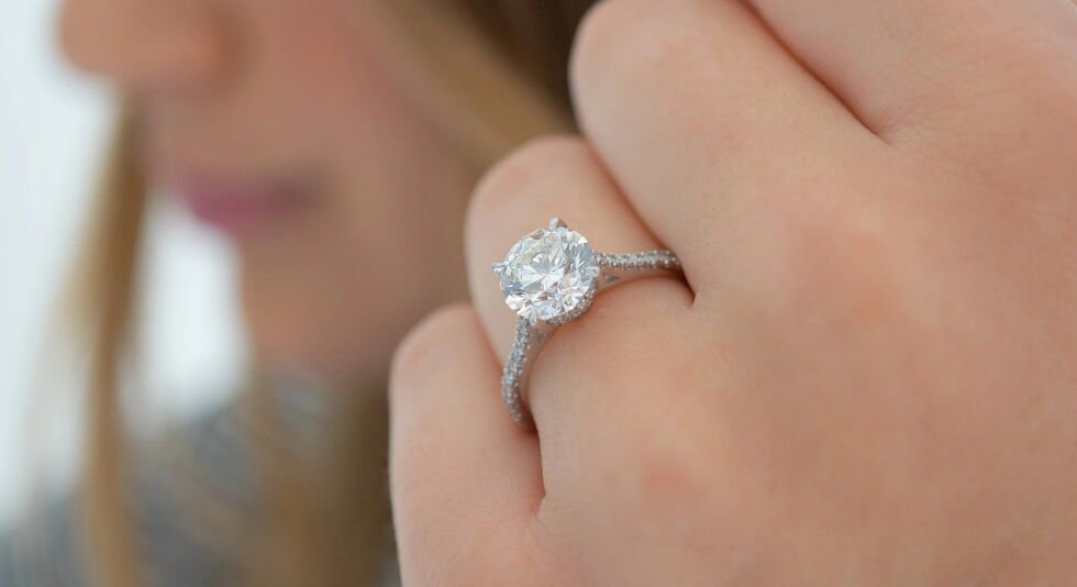 allure white gold comprehensive choosing perfect engagement ring