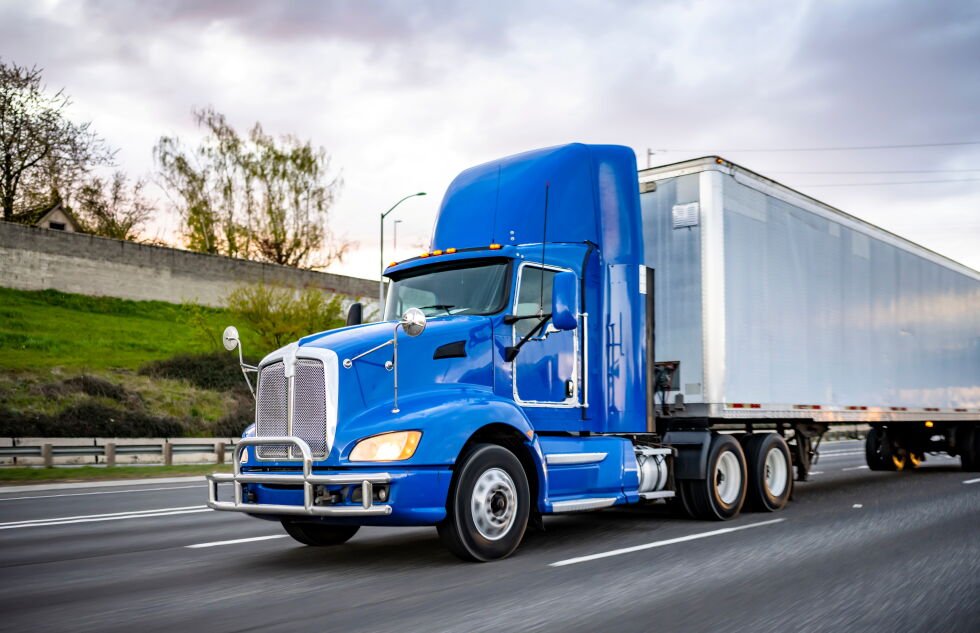 choosing best fuel supplier long haul trucking companies comprehensive