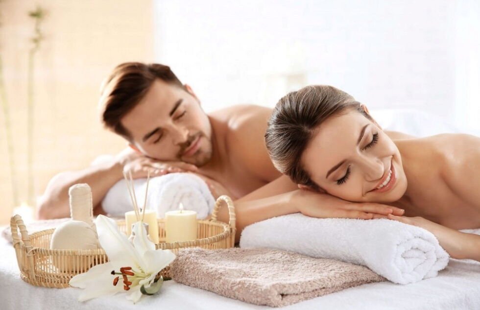 comparing home spa couples massage right