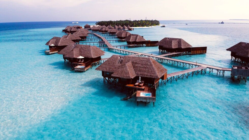 travel to the maldives on a budget 0