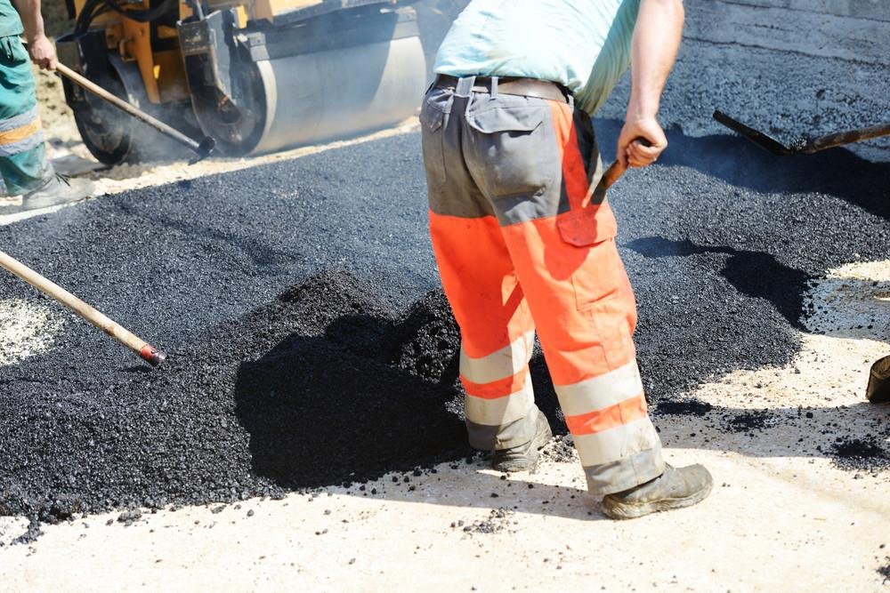 choosing the right asphalt contractor 2