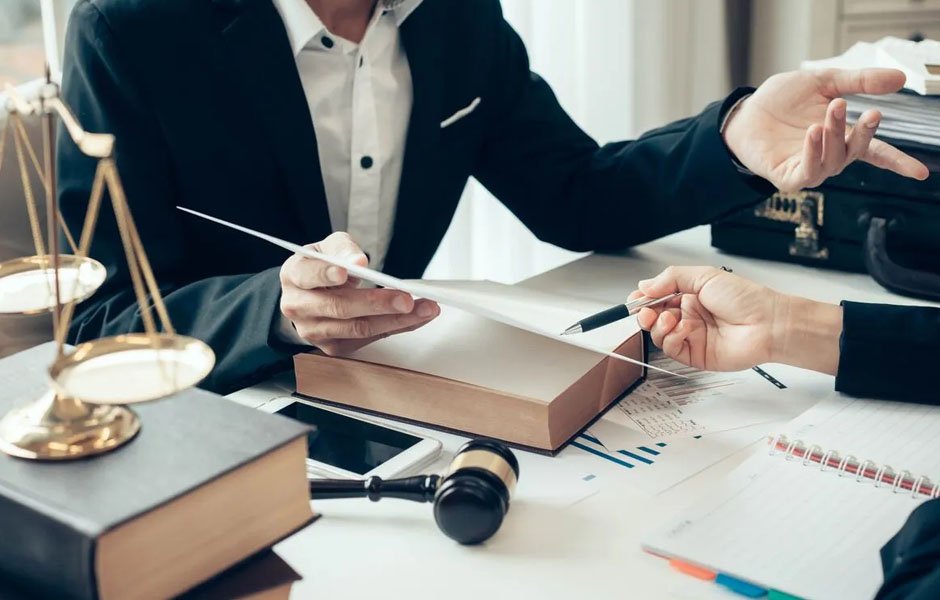 criminal defense attorney