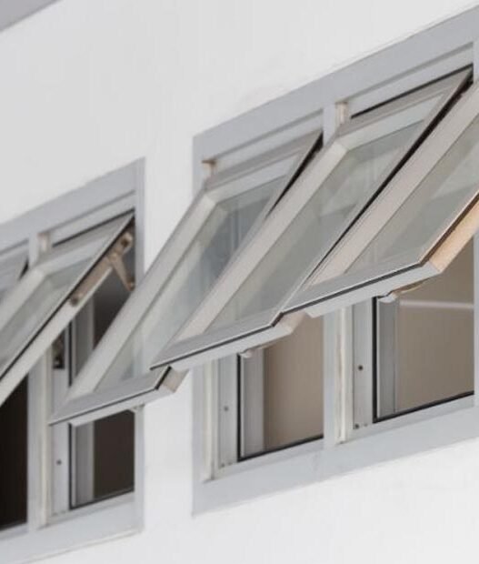 how modern awning windows improve home ventilation in colorado’s high altitudes