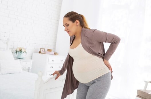 5 important reasons for pregnant mums suffering from back hurt to receive the best treatment
