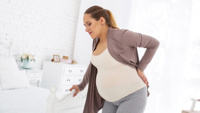 5 important reasons for pregnant mums suffering from back hurt to receive the best treatment