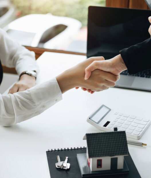 essential tips for first time real estate investors