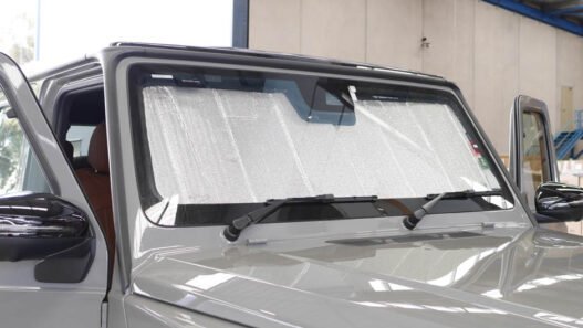 the advantages australian motorists can enjoy with a custom sunshade for their car