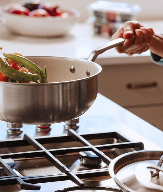 cooking techniques suited for greaseless cookware