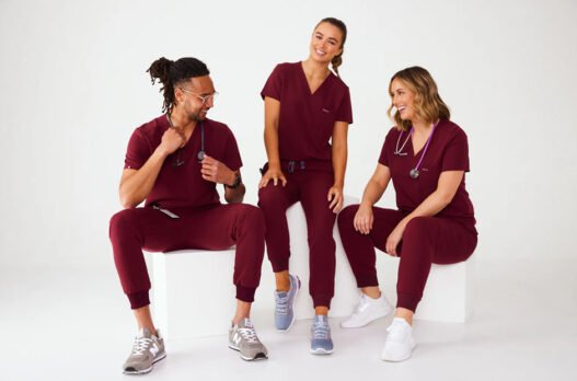 important things to consider when purchasing ladies’ scrub pants