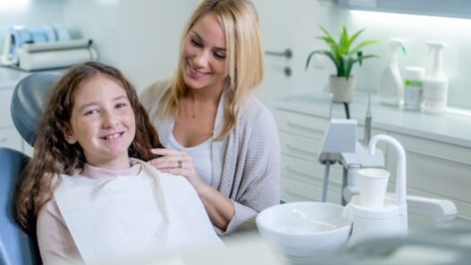 4 common services offered in a family & cosmetic dental practice