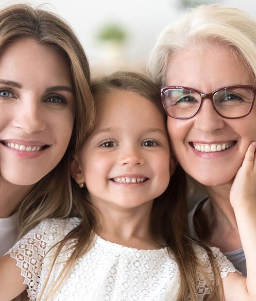 3 ways family dentistry supports kids as they grow into adults