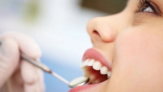 4 reasons adults are turning to cosmetic dentistry later in life
