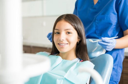 5 cosmetic dental treatments that parents and teens often choose