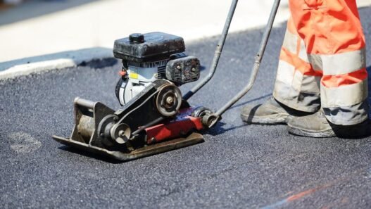 expert advice on asphalt driveway upkeep