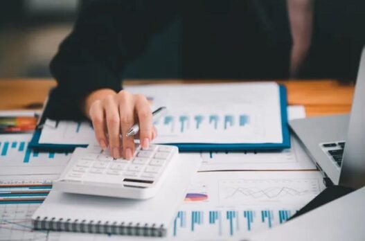 3 signs it’s time to work with a certified public accountant