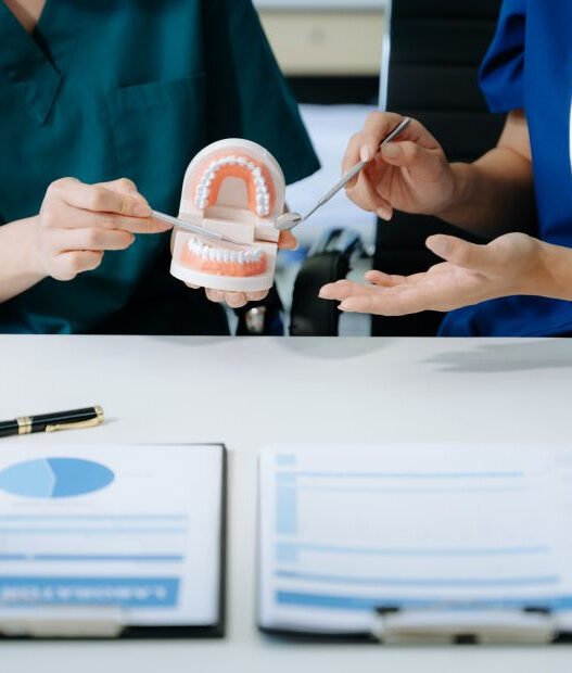 how family dentistry simplifies scheduling for cosmetic and routine visits