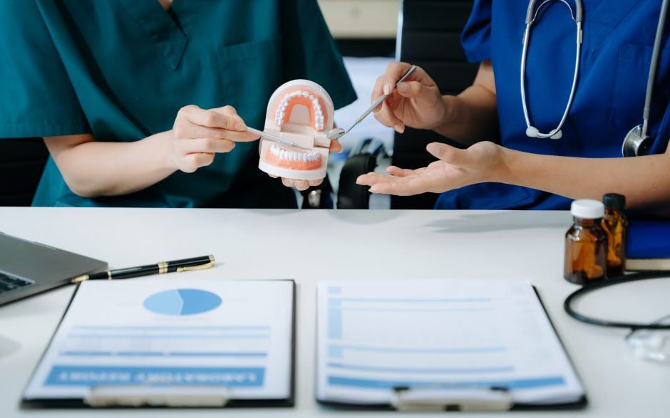 how family dentistry simplifies scheduling for cosmetic and routine visits