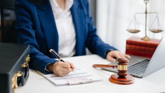 how personal injury lawyers help victims of unsafe products