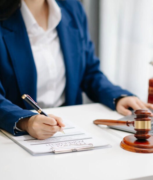 how personal injury lawyers help victims of unsafe products