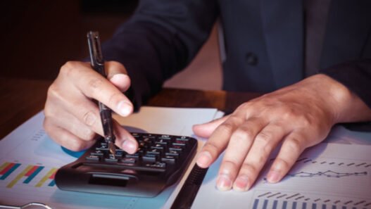 3 signs it’s time to switch your business tax firm
