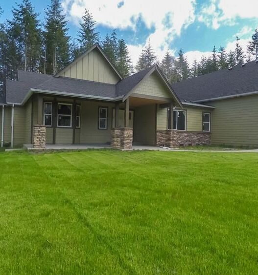 how to keep your home's roof in peak condition
