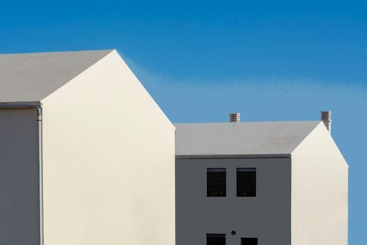navigating the modern real estate market 1 3