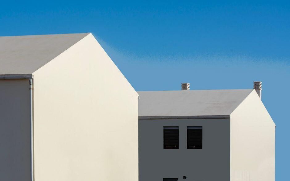 navigating the modern real estate market 1 3
